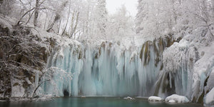 Frozen Waterfalls That Show the Beauty of Wintertime